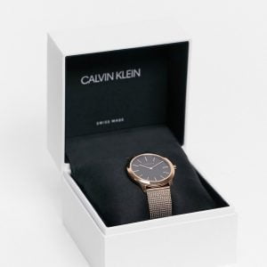 Calvin Klein - Klocka med guldfärgat mesharmband