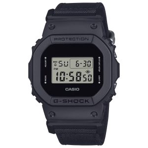 Casio G-Shock DW-5600BCE-1ER - Herr - 43 mm - Analogt - Digital/Smartklocka - Mineralglas