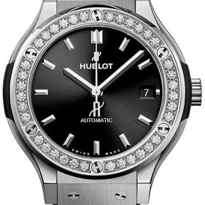 Hublot Damklocka 581.NX.1470.RX.1104 Classic Fusion Svart/Gummi Ø33