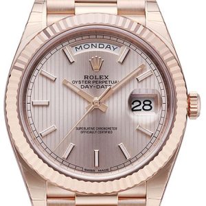 Rolex Day-Date 40 Herrklocka 228235-0005 Roséguldstonad/18 karat