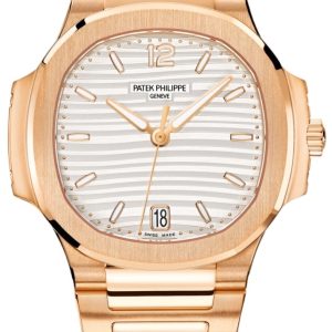 Patek Philippe Nautilus Damklocka 7118/1R/001 Silverfärgad/18 karat