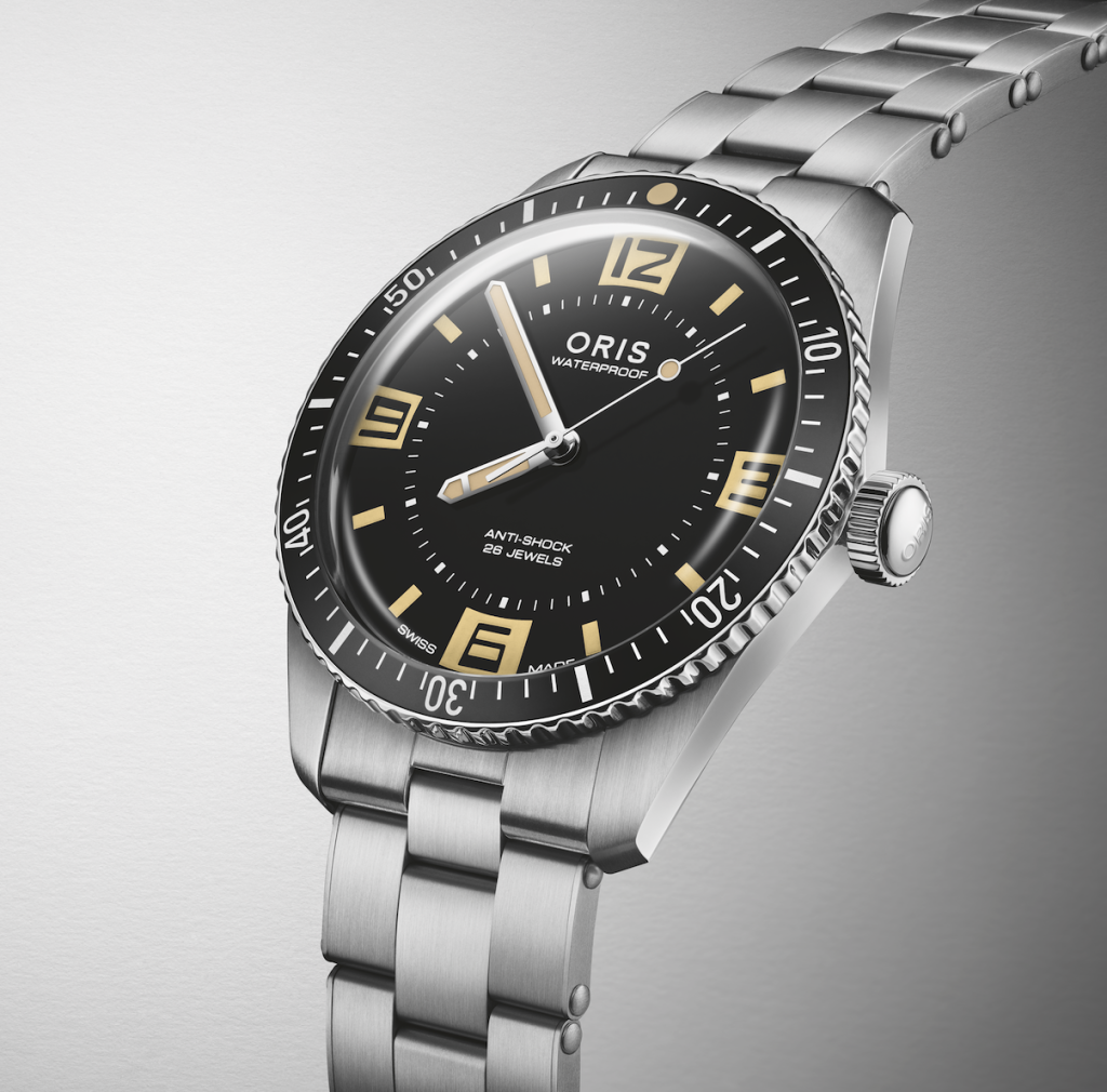 oris diver 65 reissue closeup