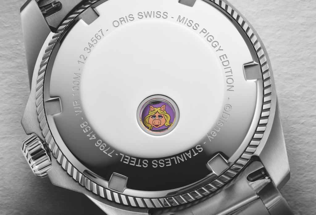 oris miss piggy pro pilot x backside