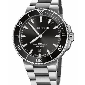 ORIS Aquis Date 43.5mm