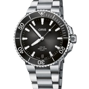 ORIS Aquis Date Caliber 400 41.5mm