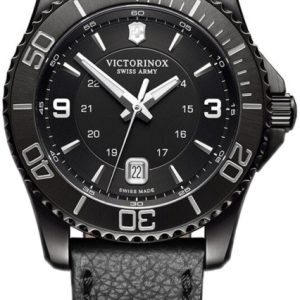 Victorinox Herrklocka V241787 Maverick Svart/Läder ⌀43 mm