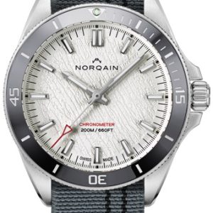 Norqain Herrklocka NN1001SC3CA/GL101/15GBF Adventure Vit/Läder Ø40