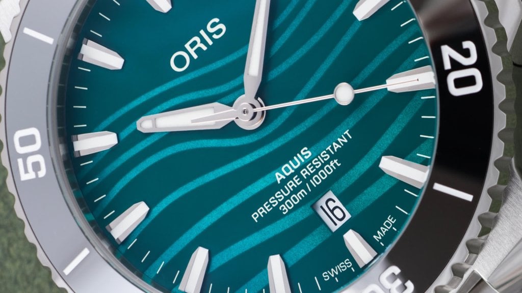oris-aquis-date-yangtze-jiangtun-limited-edition