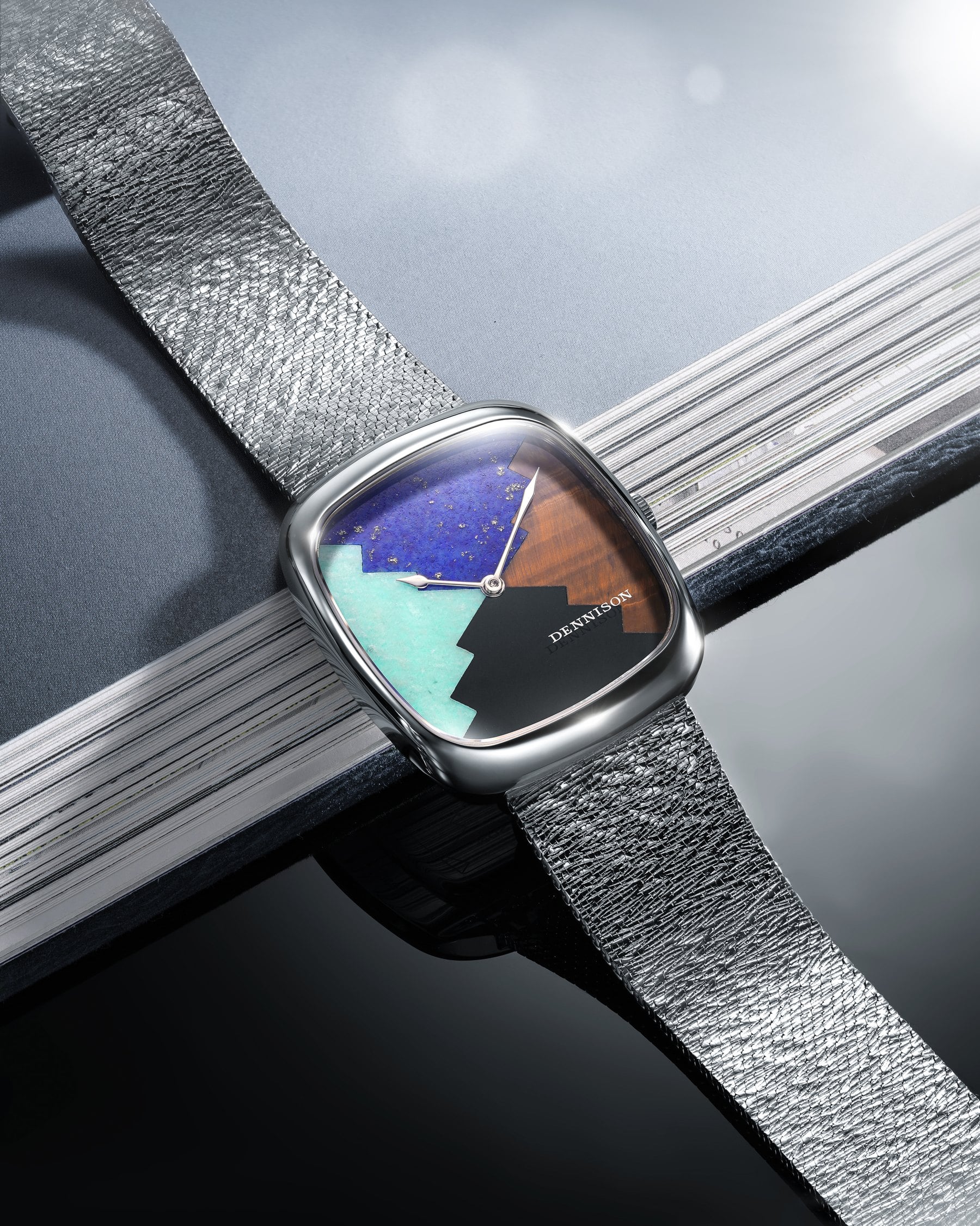 Dennison ald elements i stål med urtavla i lapis lazuli, onyx, amazonit och tigeröga dennison ald elements i stål med urtavla i lapis lazuli, onyx, amazonit och tigeröga