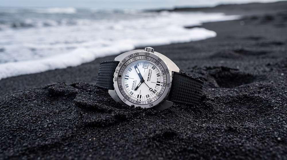 Doxa sub 300 ti5 sharkhunter med svart urtavla och titanboett doxa sub 300 ti5 sharkhunter med svart urtavla och titanboett