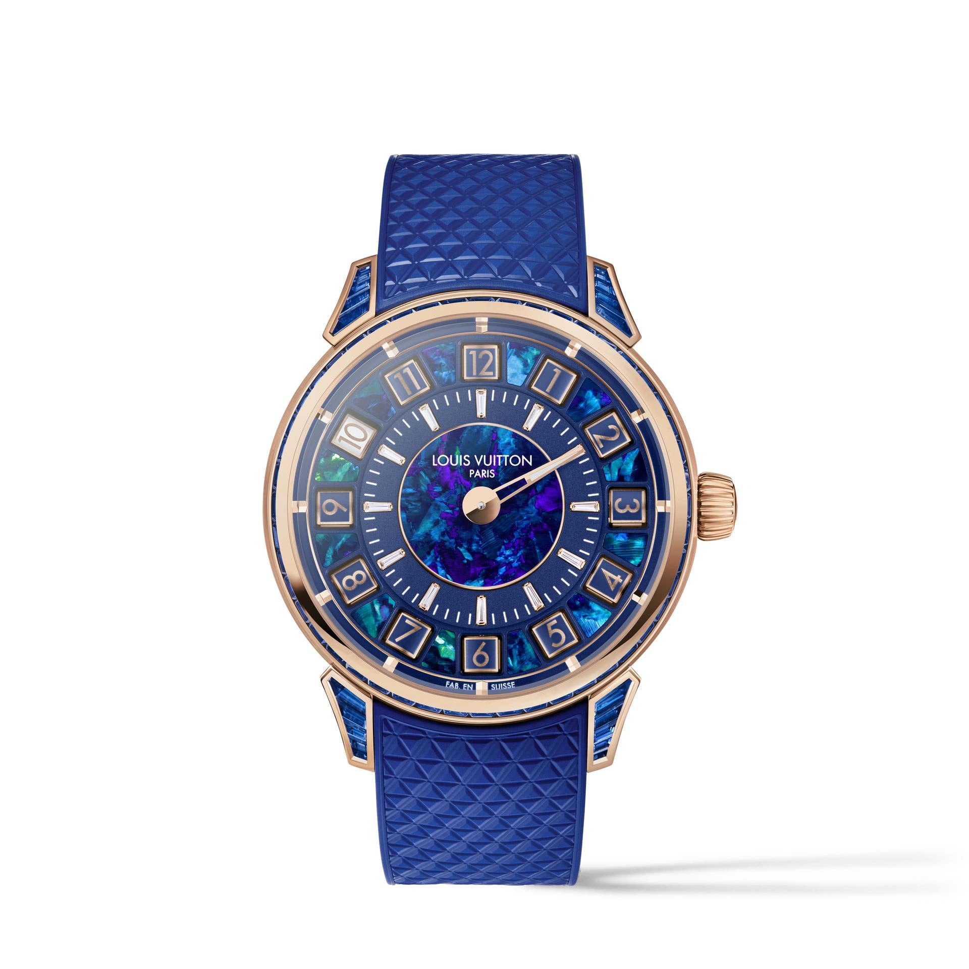 Louis vuitton tambour spin time w9pg42 i roséguld med urtavla i australisk blå opal, baguetteslipade safirer och blått gummiarmband louis vuitton tambour spin time w9pg42 i roséguld med urtavla i australisk blå opal, baguetteslipade safirer och blått gummiarmband