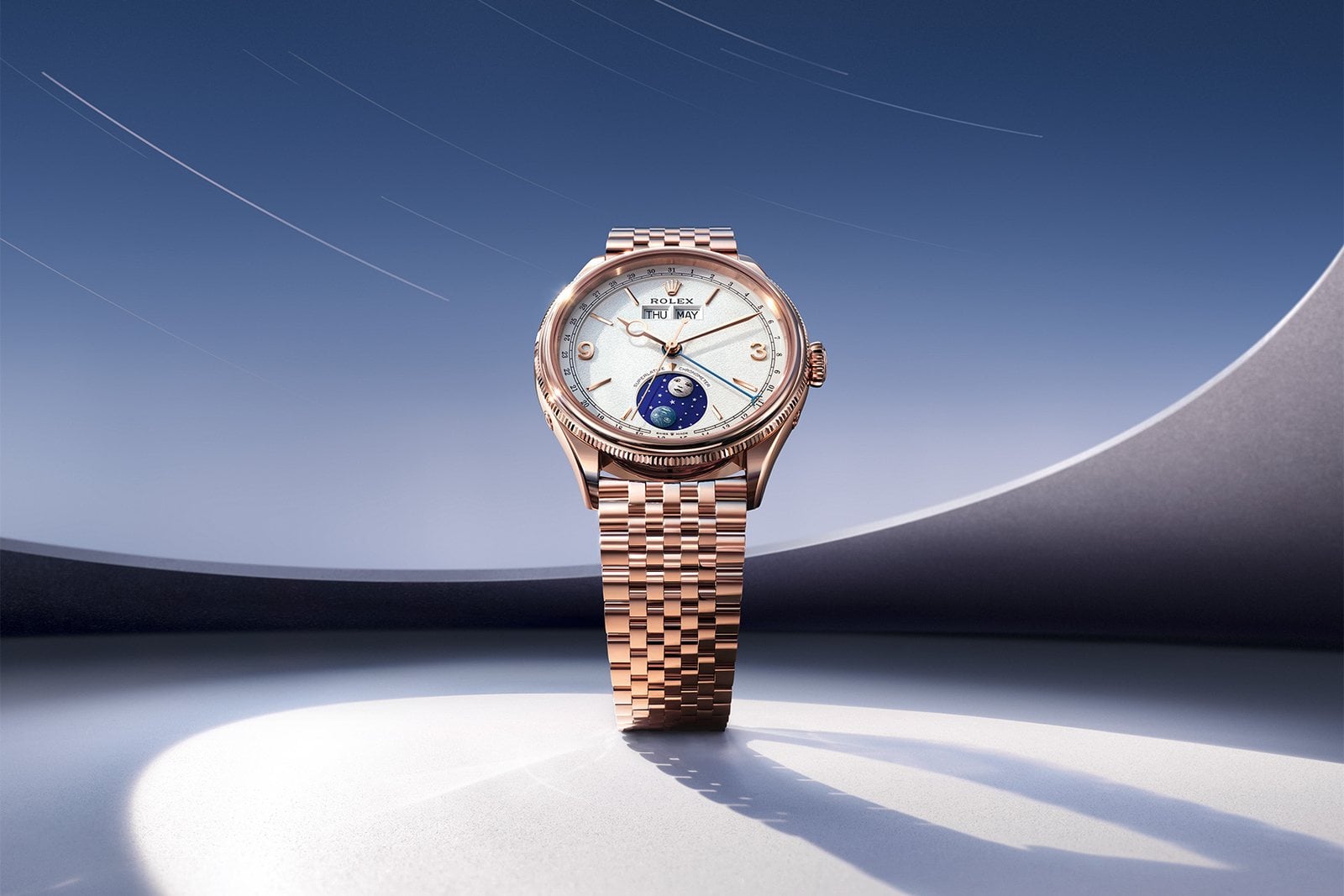 rolex perpetual padellone ref. 53505-0003 i everose-guld på settimo-armband, med vit urtavla, dag- och månadsfönster vid tolv och månfas vid sex